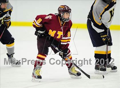 Thumbnail 1 in Sheehan @ Housatonic/Northwestern photogallery.