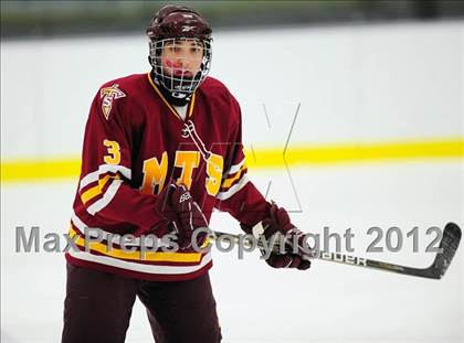 Thumbnail 2 in Sheehan @ Housatonic/Northwestern photogallery.