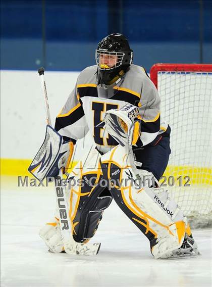 Thumbnail 1 in Sheehan @ Housatonic/Northwestern photogallery.
