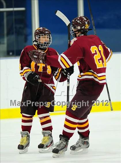 Thumbnail 2 in Sheehan @ Housatonic/Northwestern photogallery.