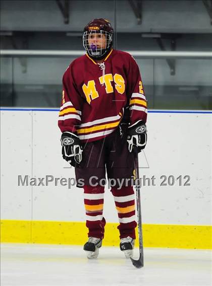 Thumbnail 1 in Sheehan @ Housatonic/Northwestern photogallery.