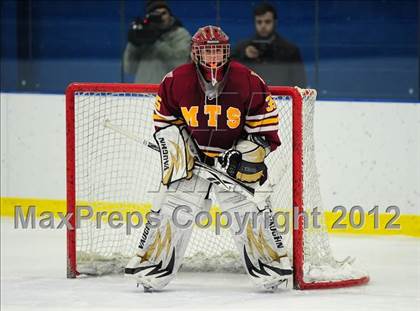 Thumbnail 1 in Sheehan @ Housatonic/Northwestern photogallery.