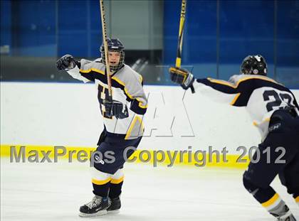 Thumbnail 1 in Sheehan @ Housatonic/Northwestern photogallery.