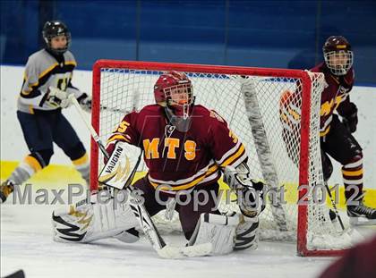 Thumbnail 3 in Sheehan @ Housatonic/Northwestern photogallery.