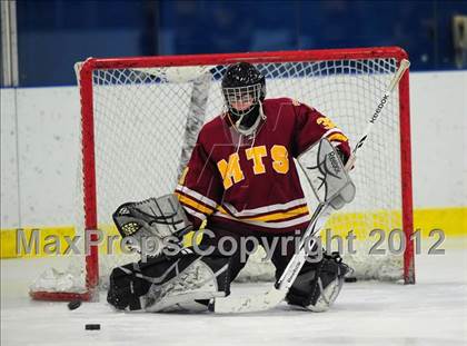 Thumbnail 1 in Sheehan @ Housatonic/Northwestern photogallery.