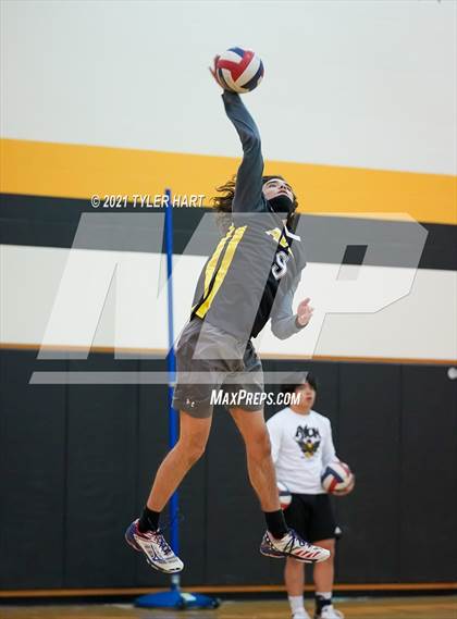 Thumbnail 3 in Center Grove @ Avon photogallery.