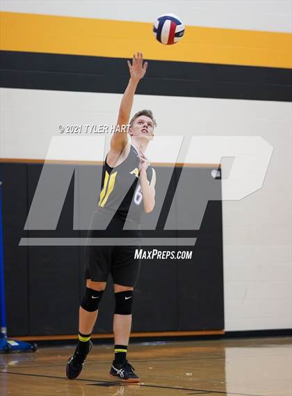 Thumbnail 3 in Center Grove @ Avon photogallery.