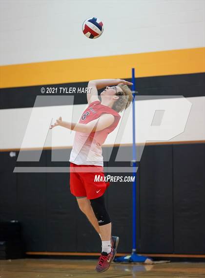 Thumbnail 1 in Center Grove @ Avon photogallery.
