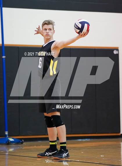 Thumbnail 2 in Center Grove @ Avon photogallery.