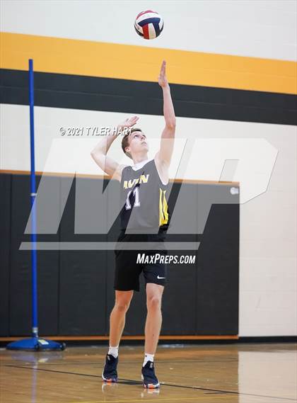 Thumbnail 2 in Center Grove @ Avon photogallery.