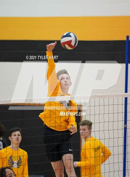 Thumbnail 1 in Center Grove @ Avon photogallery.