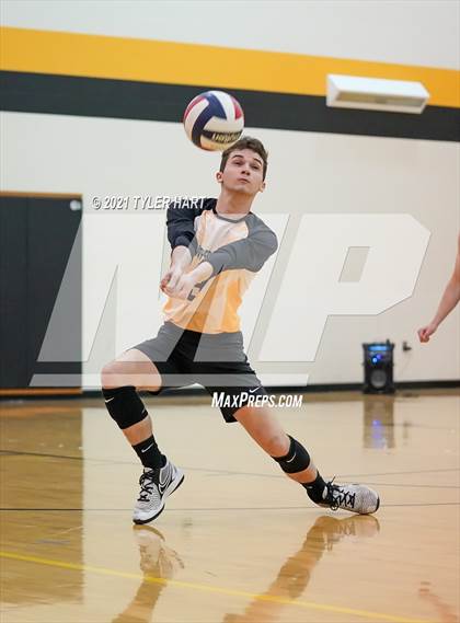 Thumbnail 1 in Center Grove @ Avon photogallery.