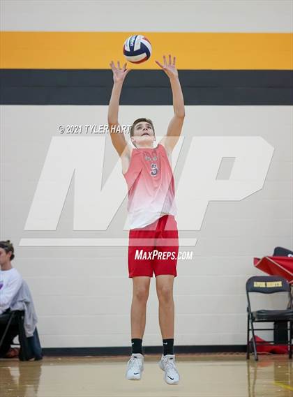 Thumbnail 3 in Center Grove @ Avon photogallery.