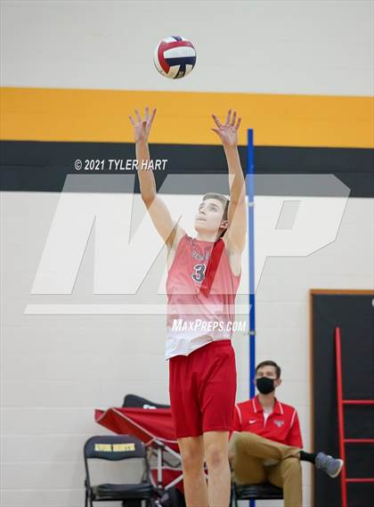Thumbnail 3 in Center Grove @ Avon photogallery.