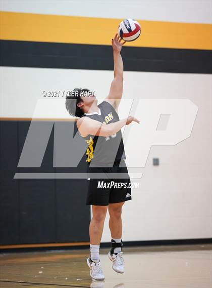 Thumbnail 1 in Center Grove @ Avon photogallery.