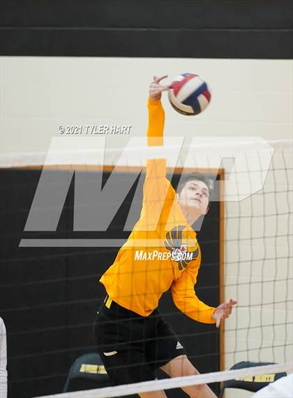Thumbnail 2 in Center Grove @ Avon photogallery.