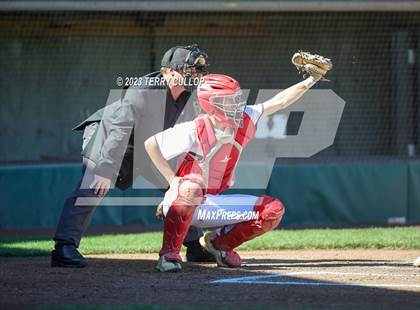 Thumbnail 1 in Altamont vs. Wayne (UHSAA 1A Final) photogallery.