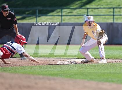 Thumbnail 1 in Altamont vs. Wayne (UHSAA 1A Final) photogallery.