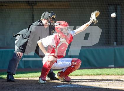 Thumbnail 3 in Altamont vs. Wayne (UHSAA 1A Final) photogallery.