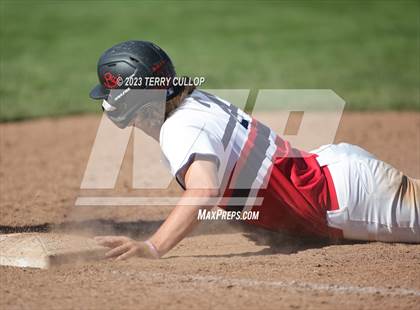 Thumbnail 1 in Altamont vs. Wayne (UHSAA 1A Final) photogallery.