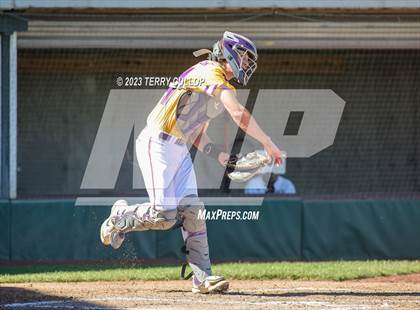 Thumbnail 1 in Altamont vs. Wayne (UHSAA 1A Final) photogallery.
