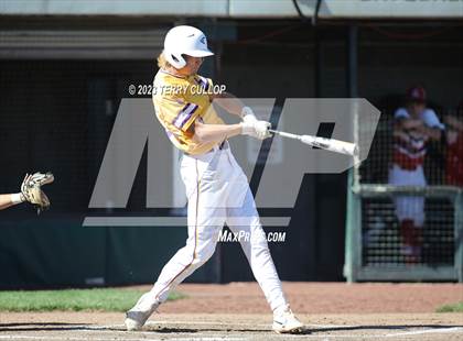 Thumbnail 1 in Altamont vs. Wayne (UHSAA 1A Final) photogallery.