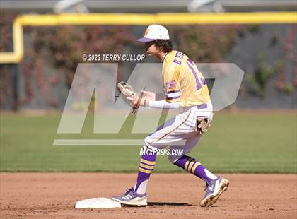 Thumbnail 2 in Altamont vs. Wayne (UHSAA 1A Final) photogallery.