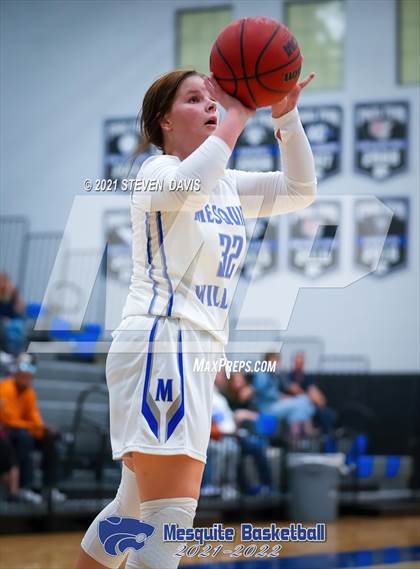 Thumbnail 1 in Gilbert @ Mesquite photogallery.