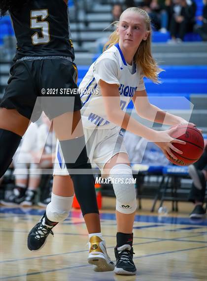 Thumbnail 1 in Gilbert @ Mesquite photogallery.