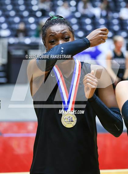 Thumbnail 3 in Cedar Park vs. Argyle (UIL 5A D2 Volleyball Final Medal Ceremony) photogallery.