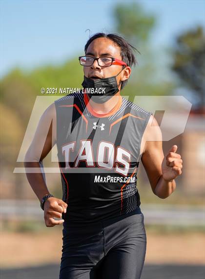 Thumbnail 1 in Santa Fe High School Meet photogallery.