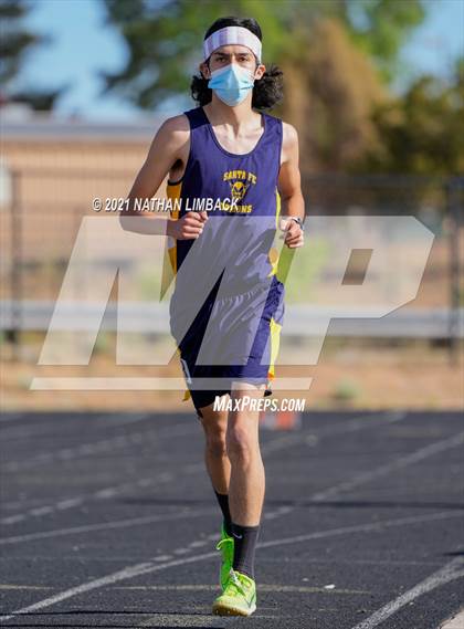 Thumbnail 2 in Santa Fe High School Meet photogallery.