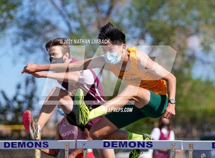 Thumbnail 2 in Santa Fe High School Meet photogallery.
