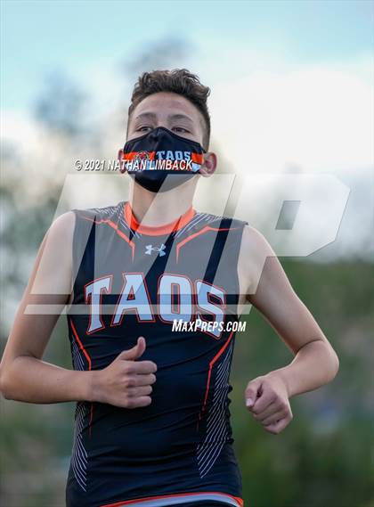Thumbnail 1 in Santa Fe High School Meet photogallery.
