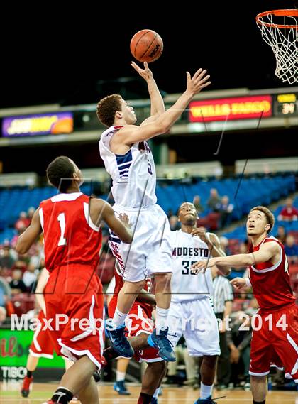 Thumbnail 2 in Fairfield vs. Modesto Christian (CIF SJS D3 Final) photogallery.
