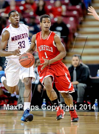 Thumbnail 1 in Fairfield vs. Modesto Christian (CIF SJS D3 Final) photogallery.
