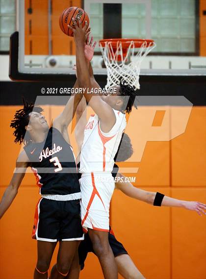 Thumbnail 2 in Aledo vs Haltom photogallery.