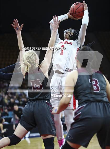 Thumbnail 1 in Regis Jesuit vs Horizon (CHSAA 5A Great 8) photogallery.
