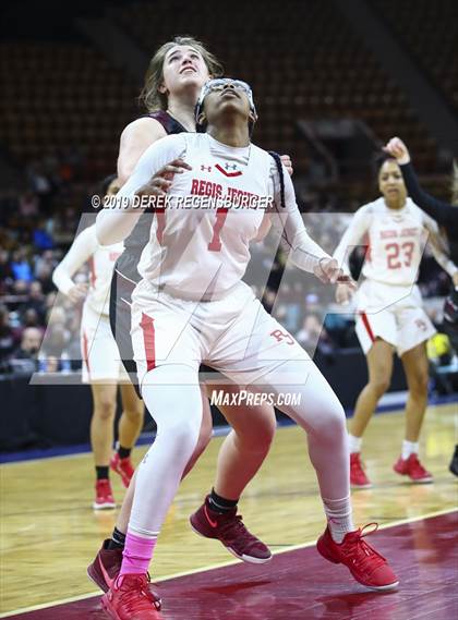Thumbnail 1 in Regis Jesuit vs Horizon (CHSAA 5A Great 8) photogallery.