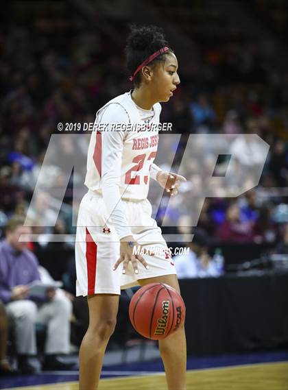 Thumbnail 1 in Regis Jesuit vs Horizon (CHSAA 5A Great 8) photogallery.