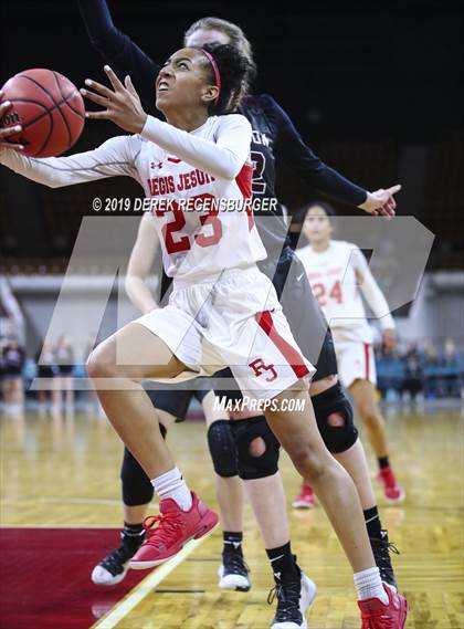 Thumbnail 1 in Regis Jesuit vs Horizon (CHSAA 5A Great 8) photogallery.