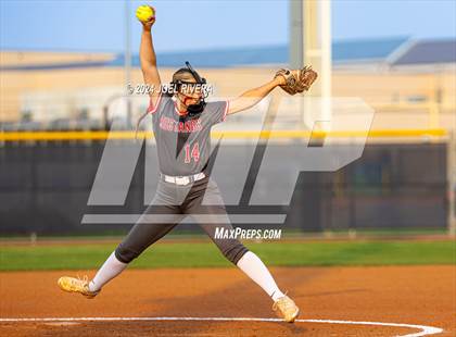Thumbnail 3 in Tompkins @ Memorial (UIL Softball 6A Region 3 Area Final)  photogallery.