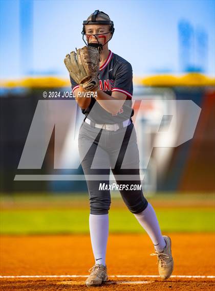 Thumbnail 3 in Tompkins @ Memorial (UIL Softball 6A Region 3 Area Final)  photogallery.