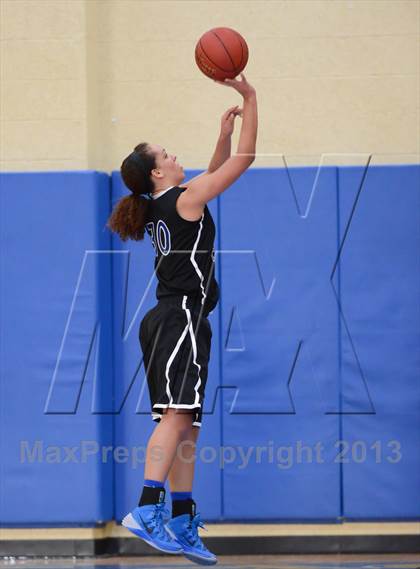 Thumbnail 2 in West Craven vs. Chapel Hill (HighSchoolOT.com Holiday Invitational) photogallery.