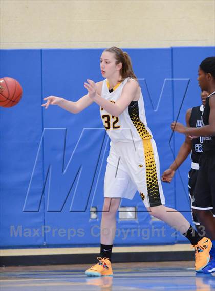 Thumbnail 2 in West Craven vs. Chapel Hill (HighSchoolOT.com Holiday Invitational) photogallery.