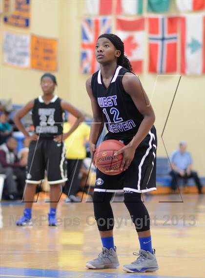 Thumbnail 1 in West Craven vs. Chapel Hill (HighSchoolOT.com Holiday Invitational) photogallery.