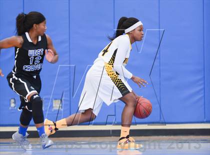 Thumbnail 1 in West Craven vs. Chapel Hill (HighSchoolOT.com Holiday Invitational) photogallery.