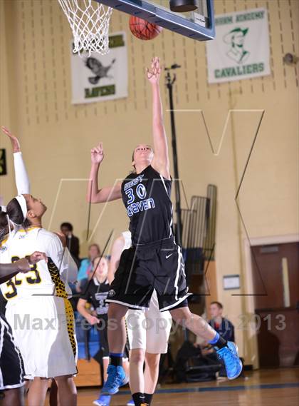 Thumbnail 3 in West Craven vs. Chapel Hill (HighSchoolOT.com Holiday Invitational) photogallery.