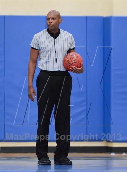 Thumbnail 1 in West Craven vs. Chapel Hill (HighSchoolOT.com Holiday Invitational) photogallery.