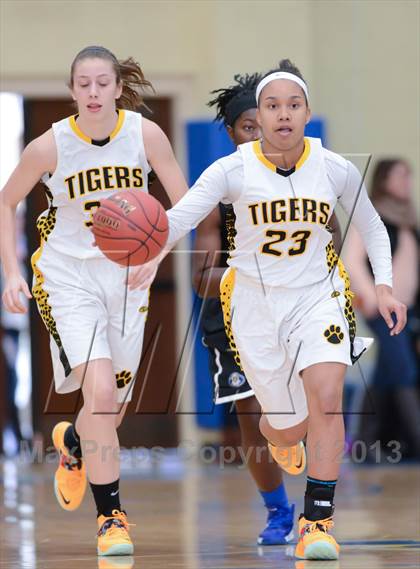 Thumbnail 3 in West Craven vs. Chapel Hill (HighSchoolOT.com Holiday Invitational) photogallery.